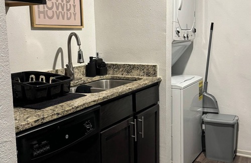 Medical Center District Copropriété | Cozy 2B condo with WiFi, AC in Medical Center, San Antonio
