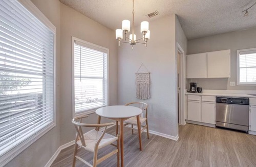 Milwood Appartement | Cozy 2BD Apt | Austin Texas