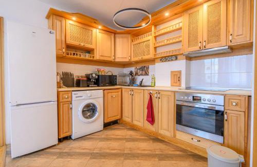 Blagoevgrad Appartement | Cozy 2BDR & Peaceful Location & Free Street Parking