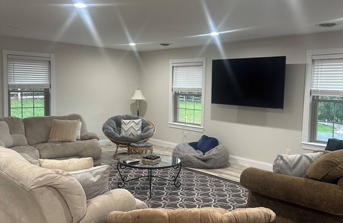 Nisbet Appartement | Cozy 2bedroom second floor apartment close to Lycoming College and PCT, WiFi ac