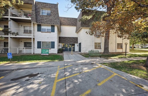 Southeast Appartement | Cozy 2BR/1BA Apt - Close to Denver University!