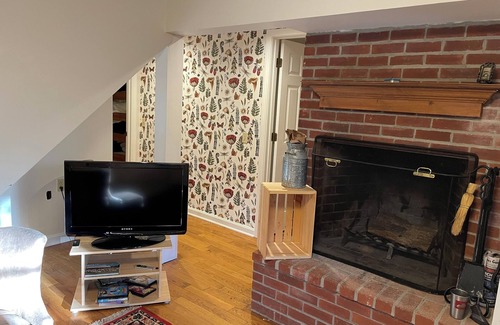 West Stockbridge Appartement | Cozy 2BR/1BA Furnished In-Apartment – Quiet Country