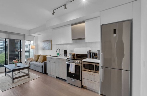 Downtown Toronto Hôtel | Cozy 2BR - 5 min to Eaton Centre - Dundas Sq