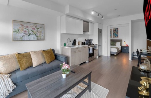 Downtown Toronto Hôtel | Cozy 2BR - 5 min to Eaton Centre - Dundas Sq
