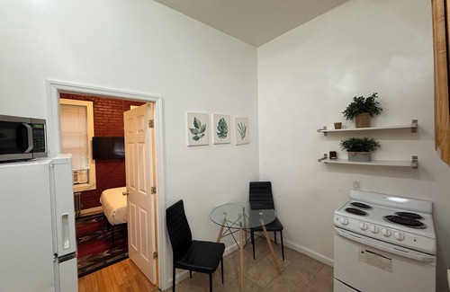 Little Italy Copropriété | Cozy 2BR Apt in LES/Steps to Soho&Chinatown