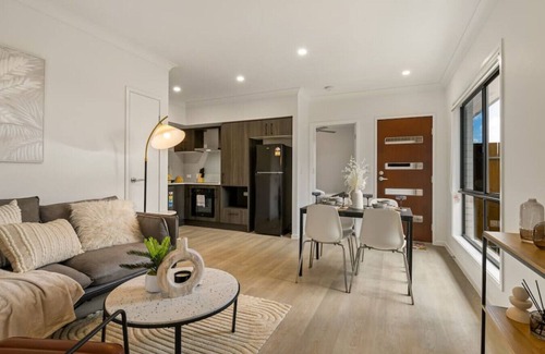 Browns Plains Maison | Cozy 2BR brandnew home @Brown Plains