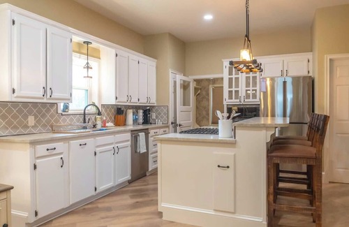 Forestburg Maison | Cozy 2BR Forestburg Escape | Near Wineries & BBQ