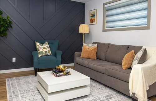 Leduc Appartement | Cozy 2BR Guest Suite in Leduc 12 Mins to YEG