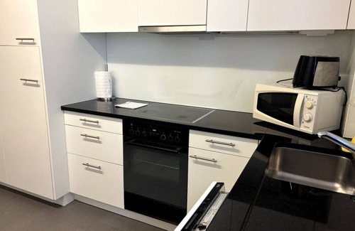 Enge Appartement | Cozy 2BR near lake and train station (Wille 8)