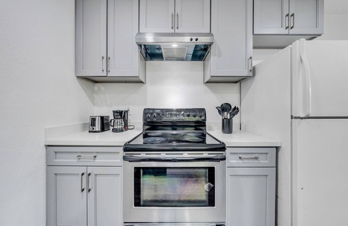 West San Jose Appartement | Cozy 2BR near Santana, w fast Wi Fi