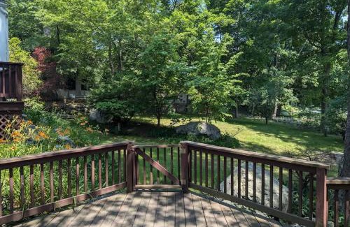 Lexington Maison | Cozy 3 BDR House in Lexington MA
