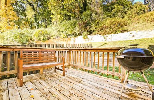 Nauck Maison | Cozy 3 bedroom and 2 bath Townhouse