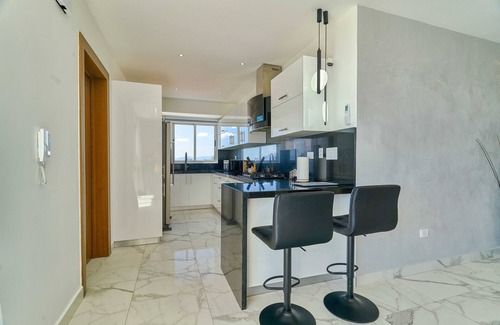 Downtown Santo Domingo Appartement | Cozy 3 bedroom Apt/Outdoor Pool/Gym/parking space
