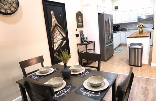 Lawrence Appartement | Cozy 3 Bedroom Apartment Minute's From Downtown Lawrence