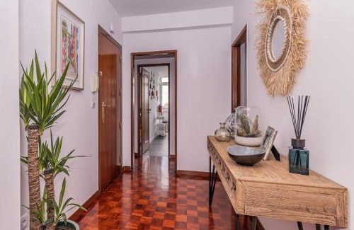 Beato Appartement | Cozy 3 bedroom apartment in front of the subway