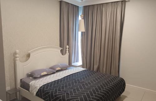Bunga Paya Pantai Appartement | Cozy 3-bedroom Apartment with Swimming Pool