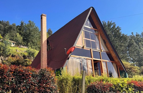 Gachancipa Cabine | Cozy 3-bedroom cabin in charming Tocancipá with WiFi