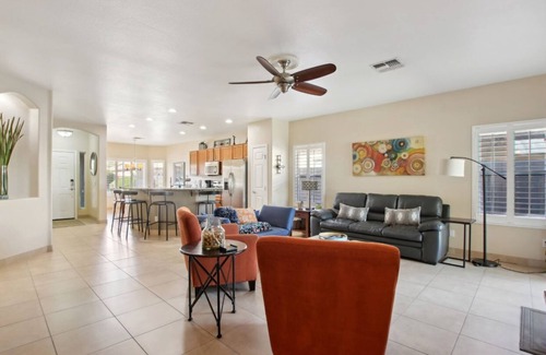 Coldwater Springs Maison | Cozy 3 bedroom home with private heated pool on a golf course with mountain view