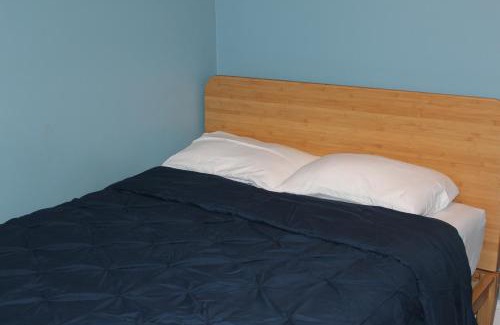 Nauck Appartement | Cozy 3 Bedroom Min to National Mall Great Location and Free Parking