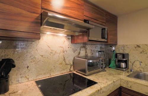 Marina Vallarta Station Balnéaire | Cozy 3 bedroom Family Beach Condo in beachfront Resort in Puerto Vallarta!