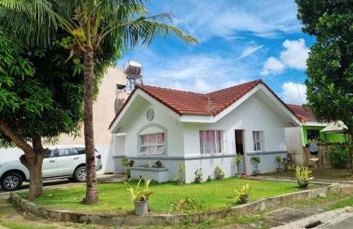Oton Maison | Cozy 3-bedroom townhouse with free parking