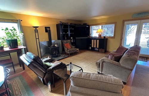 Bellevue Maison | Cozy 3-bedroom winter getaway in Bellevue