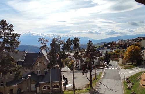 Font-Romeu-Odeillo-Via Appartement | Appartement cosy 3 pièces, 6 pers, proche centre Font-Romeu, télécabines, avec parking et balcon