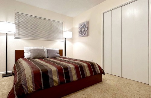 Everett Maison | Cozy 3BR 2BA House in Everett, with All the Amenities