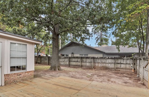 Shreveport Maison | Cozy 3BR Retreat│ 11 min to Downtown│ Pet Friendly