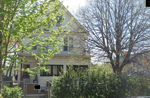 Downtown Minneapolis Appartement | Cozy 3rd Floor Apartment Near Downtown [5-6]