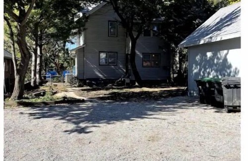 Medical Center Maison | Cozy 4-bedroom home walking distance to Blackstone