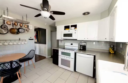 St. Louis Maison | Cozy 4 BR/2 Bath Home South of Downtown St. Louis