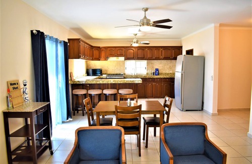 El Tezal Maison | Cozy 5BD Home, 7Min From Marina & Downtown