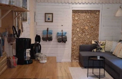 Klassbol Cottage | Cozy 6-person house in the middle of the forest, enjoy the space and the peace