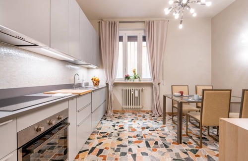 Parma City Centre Appartement | BOOK NOW! Apt x4 a 1 min walk from Duomo of Parma