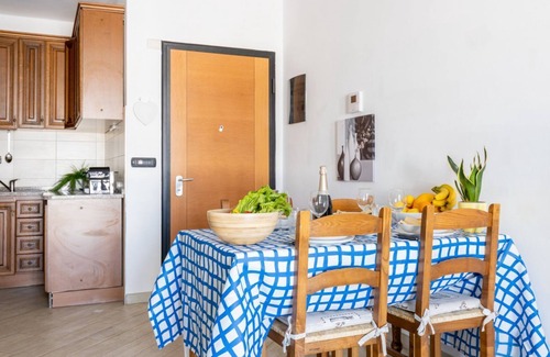 Pisa Appartement | Cozy 86 sqm apartment, able to comfortably accommodate up to 4 people, located on the third floor of a building with lift.The property, located in a quiet residential area, is about 2 km from Piazza Vittorio Emanuele II and the center of Pisa, with all i