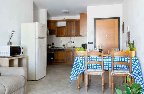 Pisa Appartement | Cozy 86 sqm apartment, able to comfortably accommodate up to 4 people, located on the third floor of a building with lift.The property, located in a quiet residential area, is about 2 km from Piazza Vittorio Emanuele II and the center of Pisa, with all i