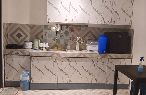 Taytay Appartement | Cozy air-conditioned room with homestay, movie, work/study. Complimentary WiFi