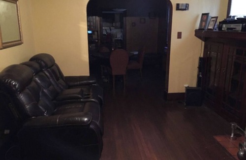 Pittsburgh Maison | Cozy all brick home for your peace of mind🌟⭐️🌟 Queen Beds★Free Parking★Fireplace