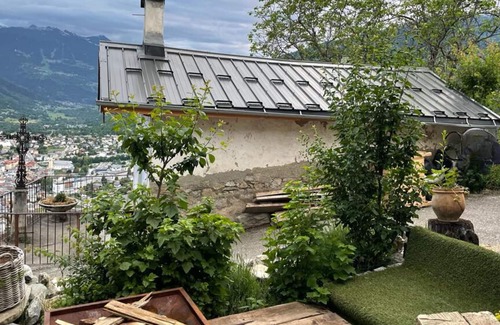 Bourg-Saint-Maurice Maison | Rustic & fireplace & Jaccuzi & dog friendly