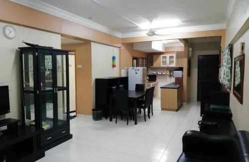 Bandar Tun Razak Appartement | Cozy Amazing Meluan Homestay Nearest LRT Cheras