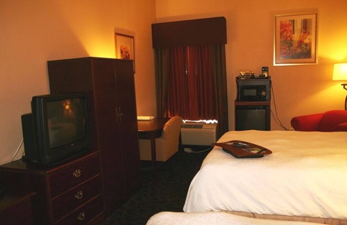Selinsgrove Hôtel | Cozy Ambient Stay near Susquehanna University! Parking | 3 Units