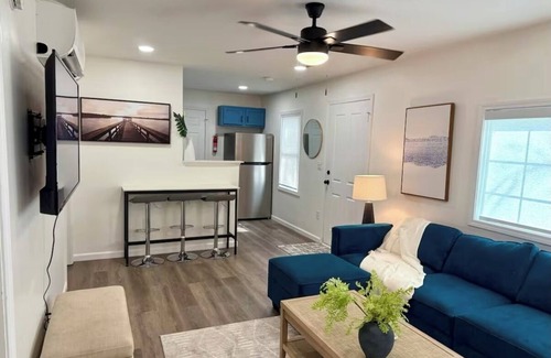 North Charleston Maison | Cozy and Convenient- 5 min to Airport