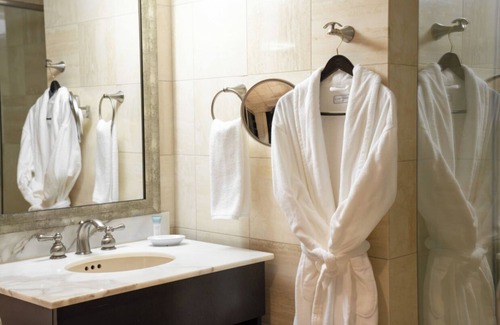 Downtown Reno Hôtel | Cozy and convenient weekly stays!