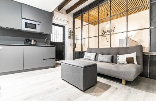 Palos de la Frontera Appartement | Cozy and modern apartment for 4 in Madrid