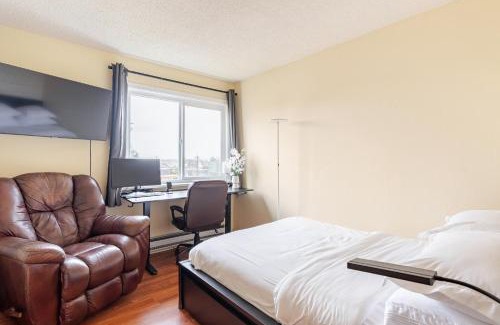 Berkeley Appartement | Cozy and Secure 3-Bedroom, 2-Bath Unit with 6 Beds and Beautiful Bay View