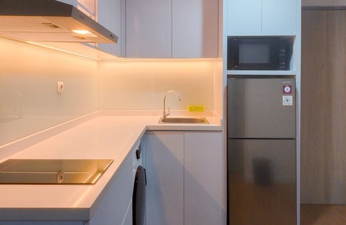 Ciputat Appartement | Cozy And Simply 1Br Apartment Anwa Residence