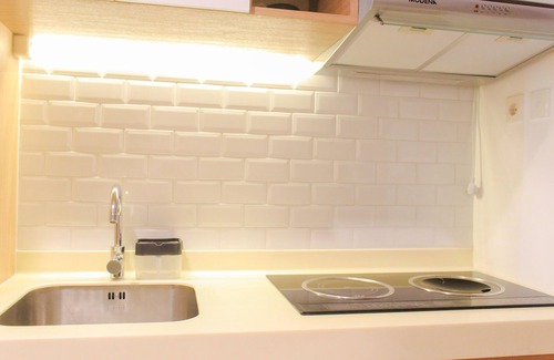 Cikokol Appartement | Cozy And Simply Studio Apartment Tree Park City Cikokol