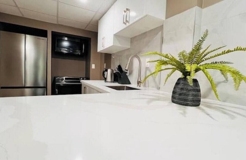 Kitchener Appartement | Cozy and sparkling 2 Bedroom Suite