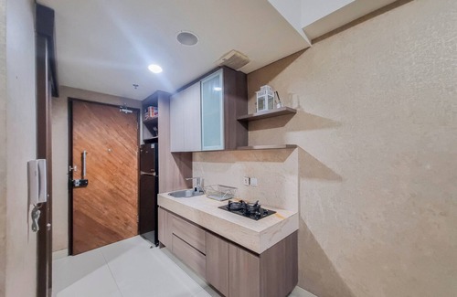 Catur Tunggal Appartement | Cozy And Warm Studio Room At Uttara The Icon Apartment